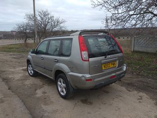 Nissan X-Trail foto 4