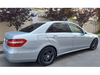 Mercedes E-Class foto 4