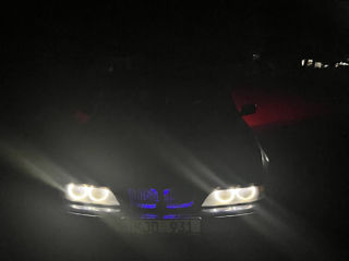 BMW 5 Series foto 3