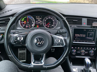 Volkswagen Golf foto 2