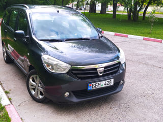 Dacia Lodgy foto 1