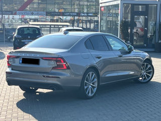 Volvo S60 foto 4