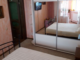 Se vinde apartament cu 2 odai foto 5