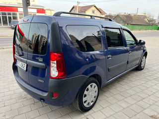 Dacia Logan foto 4