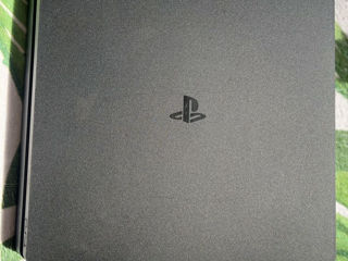 PlayStation 4 foto 2