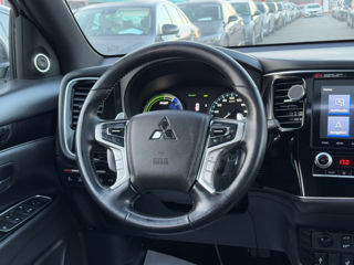 Mitsubishi Outlander foto 10