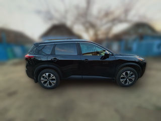 Nissan Rogue foto 2