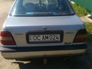 Nissan Sunny foto 2