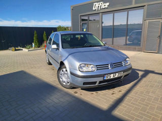 Volkswagen Golf foto 1