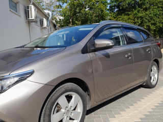 Toyota Auris foto 3