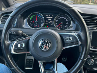 Volkswagen Golf foto 6