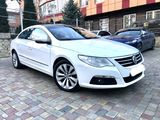 Volkswagen Passat CC foto 1