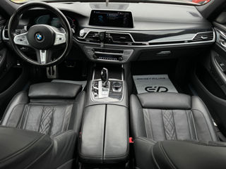 BMW 7 Series foto 10