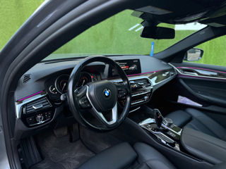 BMW 5 Series foto 9