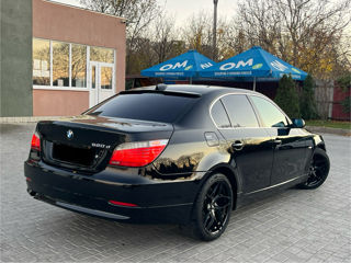 BMW 5 Series foto 4