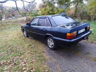 Audi 80 foto 6