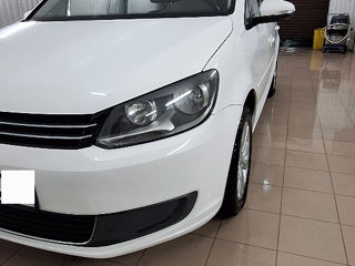 Volkswagen Touran foto 5