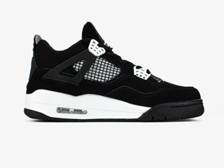 Nike Air Jordan 4 Retro White Tunder foto 7