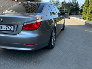 BMW 5 Series foto 4