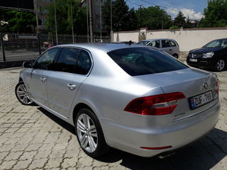 Skoda Superb foto 4