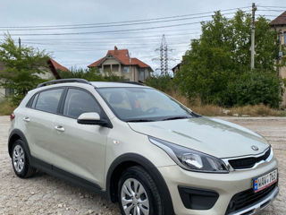 KIA Rio X-Line foto 2