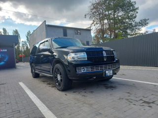 Lincoln Navigator foto 2