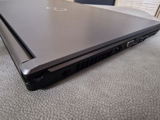 Laptop ieftin Fujitsu Lifebook E746 14" i5-6300/12Gb DDR4/SSD 250gb foto 3