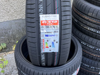 255/30 R20 Kumho Ecsta ps71/ Доставка, livrare toata Moldova