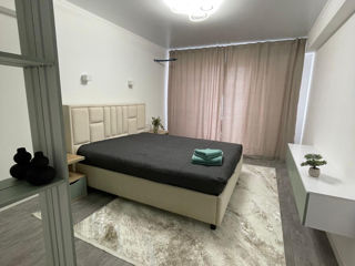 Apartament cu 2 camere, 75 m², Centru, Chișinău foto 2