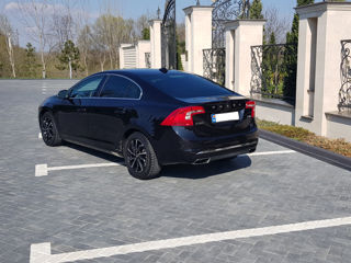 Volvo S60 foto 4