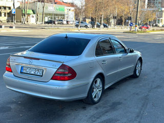 Mercedes E-Class foto 4