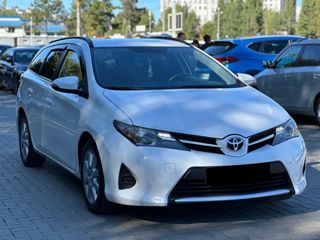 Toyota Auris foto 4