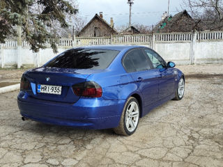 BMW 3 Series foto 4