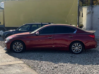 Infiniti Q50 foto 2