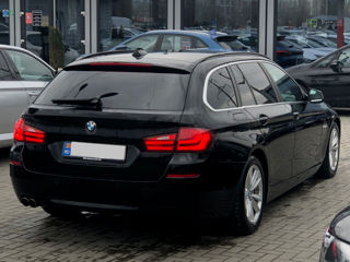 BMW 5 Series foto 3