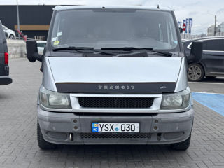 Ford Transit Connect foto 2