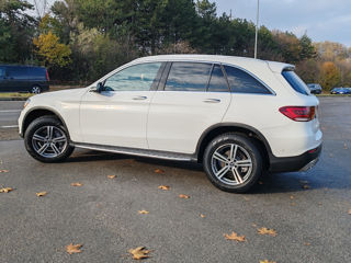 Mercedes GLC foto 6