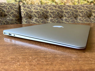 MacBook Air 13" 2017 (Core i5 / RAM 8 Gb / SSD 128 Gb) foto 4