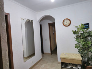 Apartament cu 2 camere, 52 m², Botanica, Chișinău foto 6