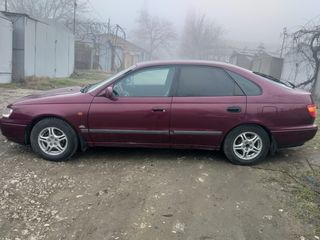 Toyota Carina foto 3