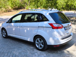 Ford Grand C-MAX foto 6