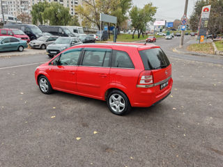 Opel Zafira foto 8