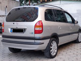 Opel Zafira foto 4