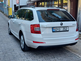 Skoda Octavia foto 3