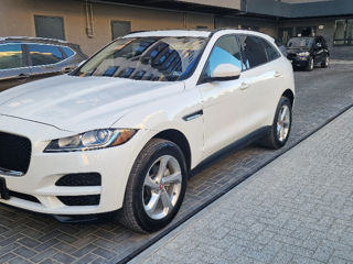 Jaguar F-PACE foto 2