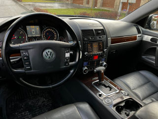 Volkswagen Touareg foto 7