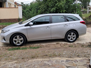 Toyota Auris foto 9