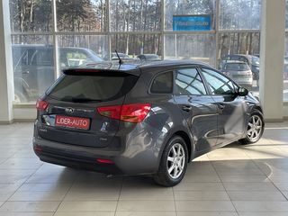 KIA Ceed foto 6