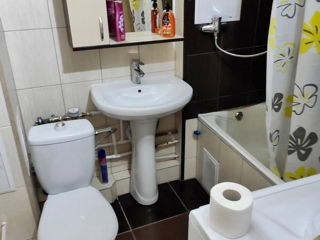 Apartament cu 1 cameră, 42 m², Botanica, Chișinău foto 3