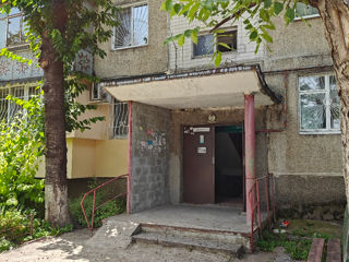 Apartament cu 3 camere, 69 m², Botanica, Chișinău foto 2